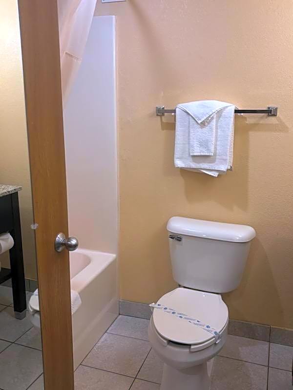 Quality Inn & Suites Conference Center