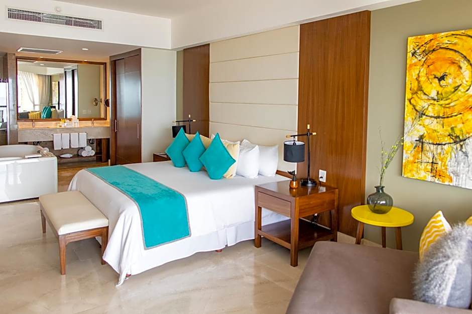 Altitude by Krystal Grand Los Cabos - All Inclusive