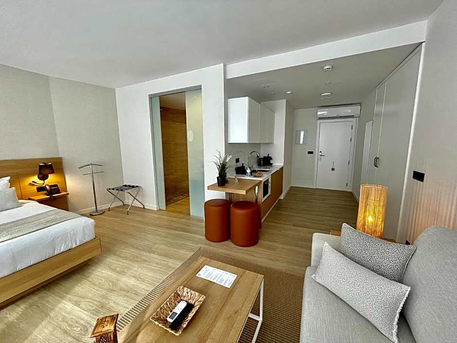 Hotel Emblemático Hi Suites