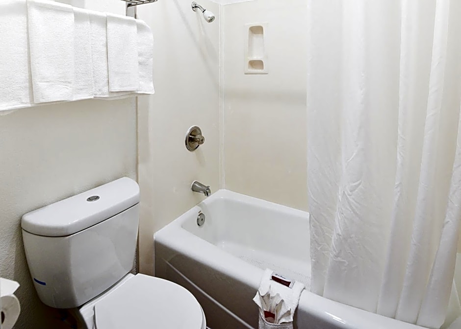 Hollywood Inn Express South