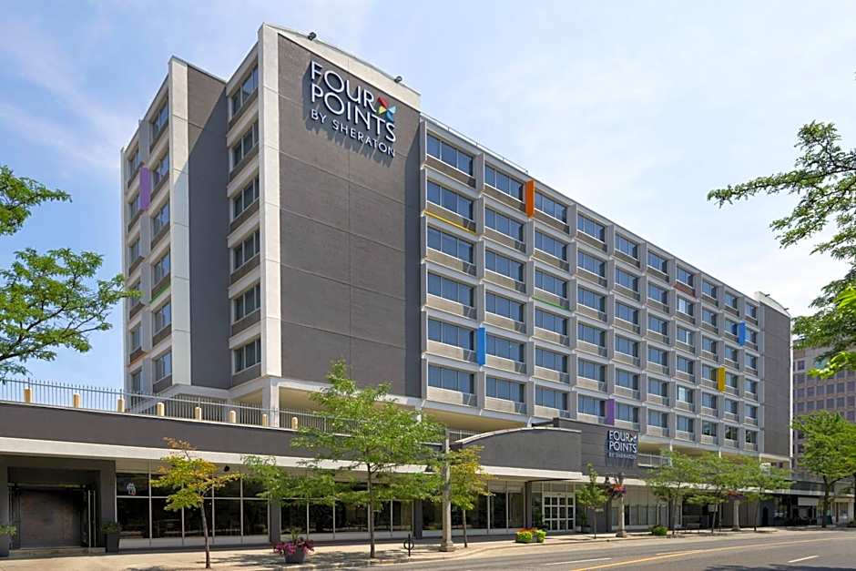 Four Points by Sheraton Windsor Downtown