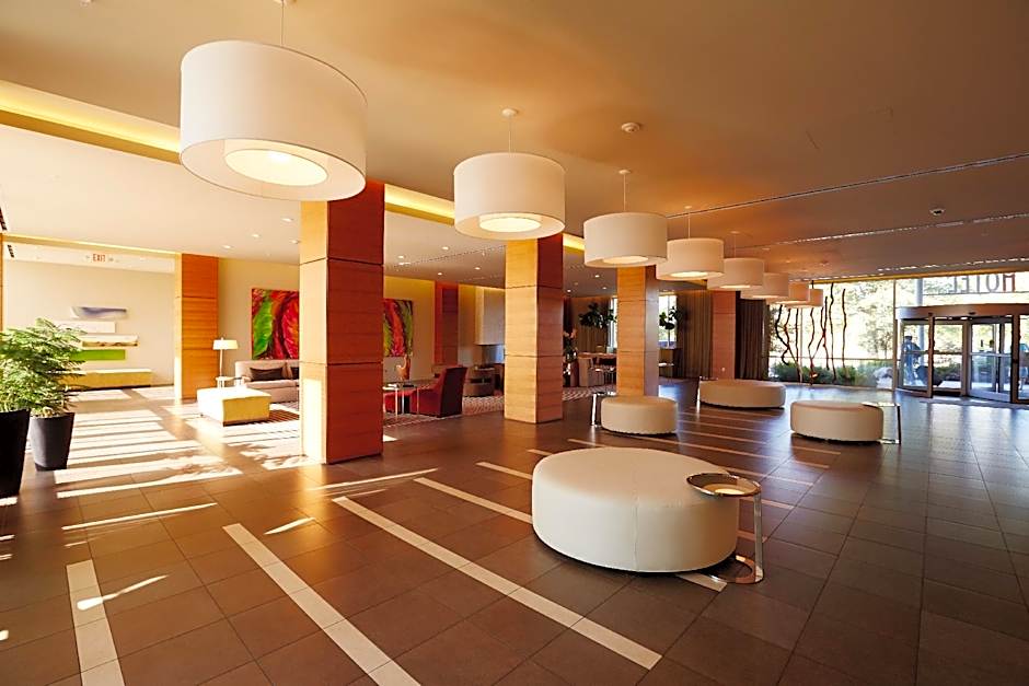I Hotel and Conference Center - Champaign
