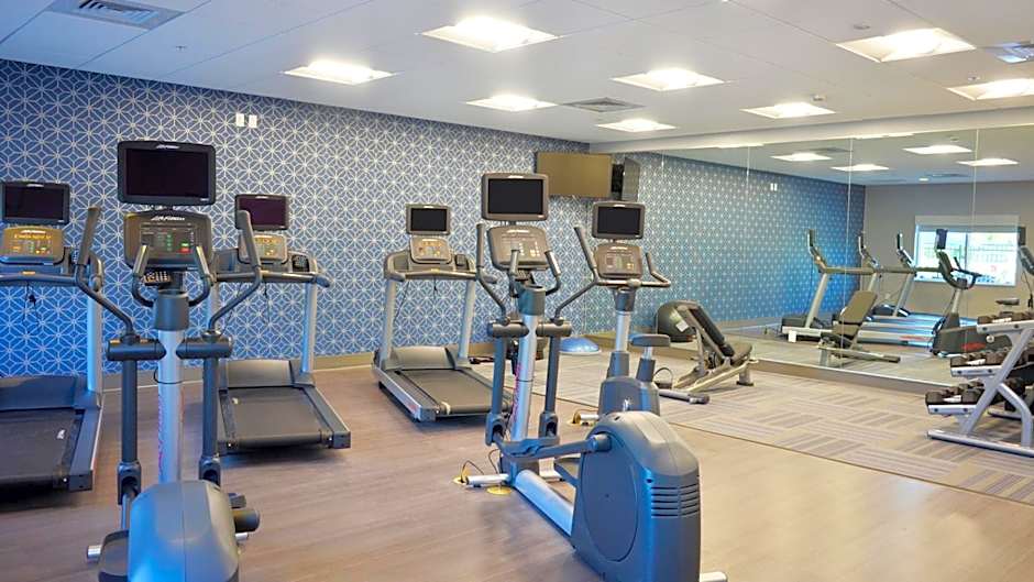 Holiday Inn Express & Suites - Jacksonville W - I295 and I10 By IHG