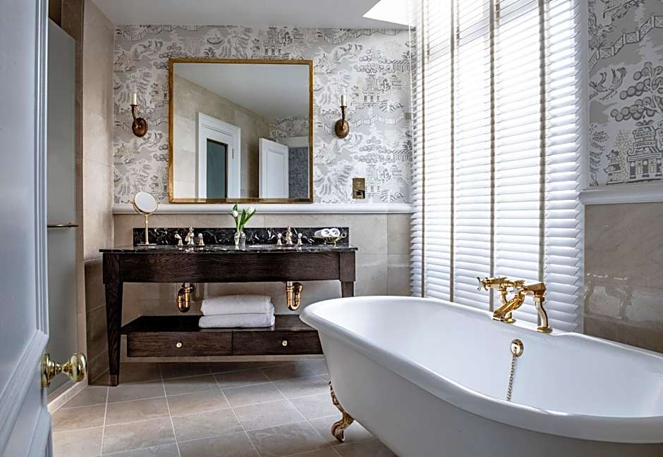 The Kensington Hotel