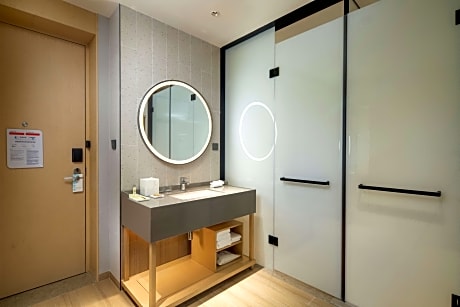 King Deluxe Room Lake View