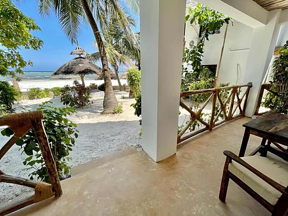 HEBE Bungalows Lodge