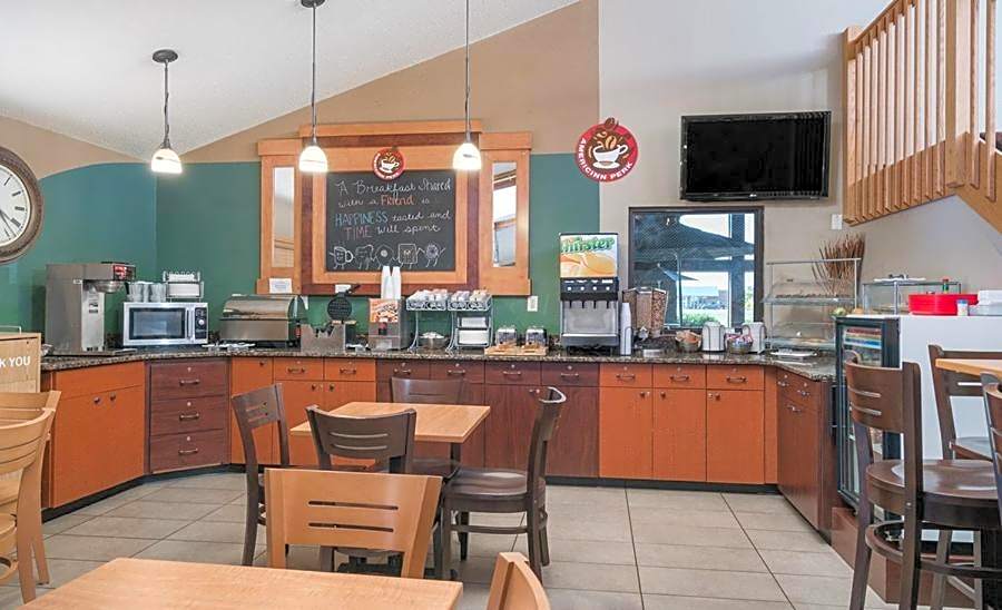 AmericInn by Wyndham Grafton