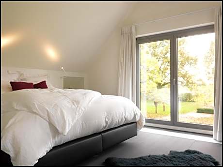 Deluxe Double Room with Bath