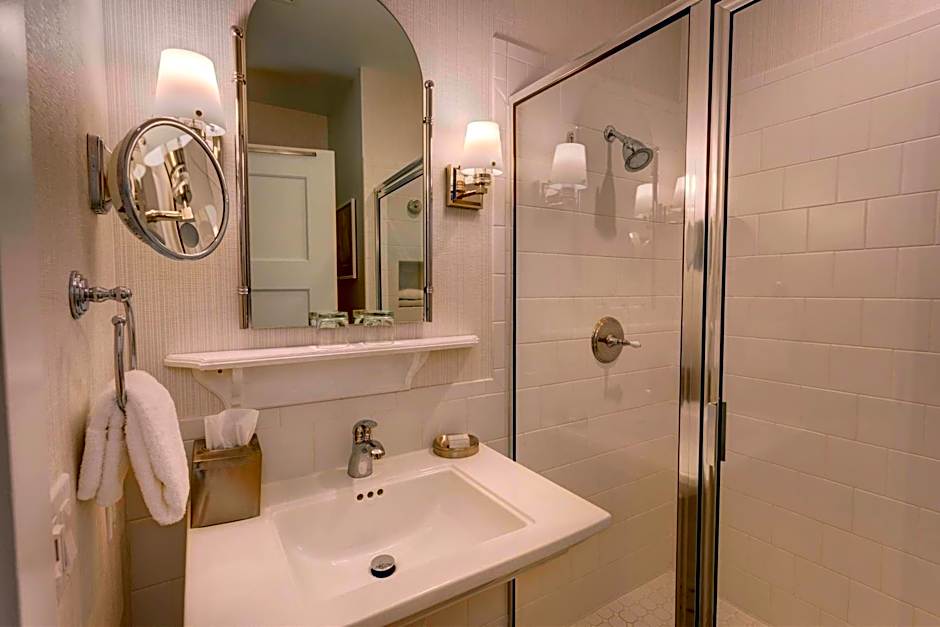 Inn at Bay Harbor, Autograph Collection by Marriott