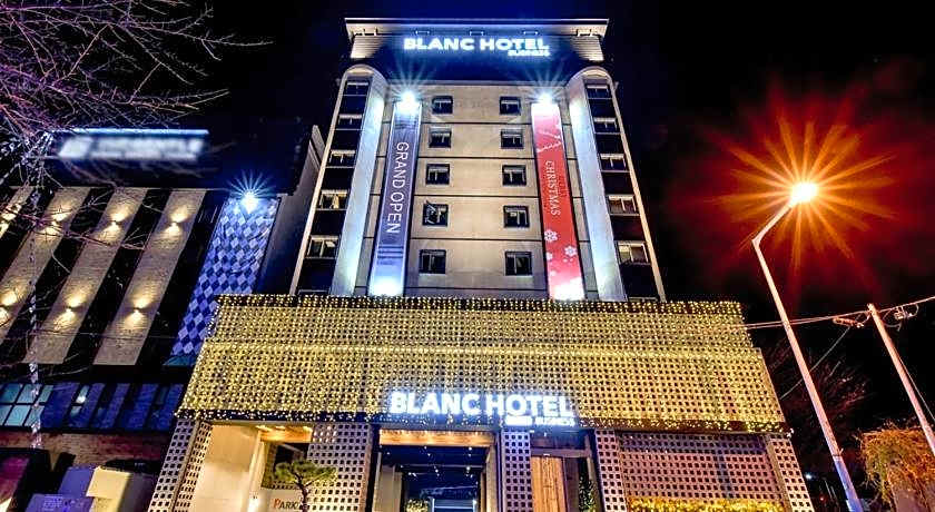BLANC Business Hotel