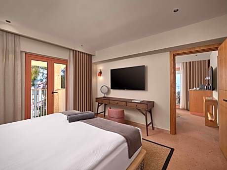 Suite with Sea View