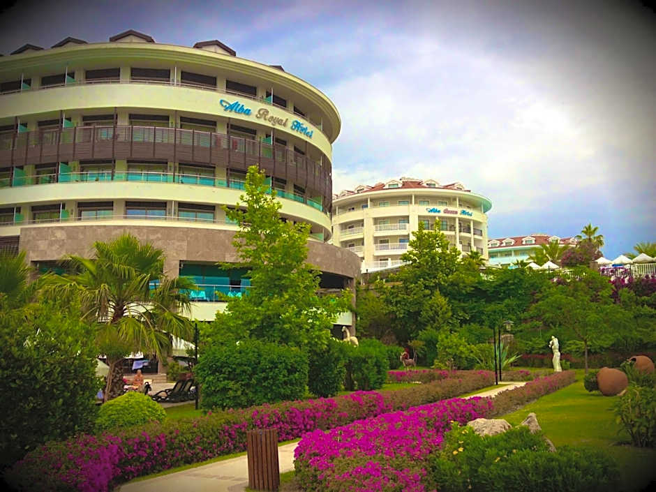 Alba Royal Hotel - Ultra All Inclusive -Adults Only (+16)