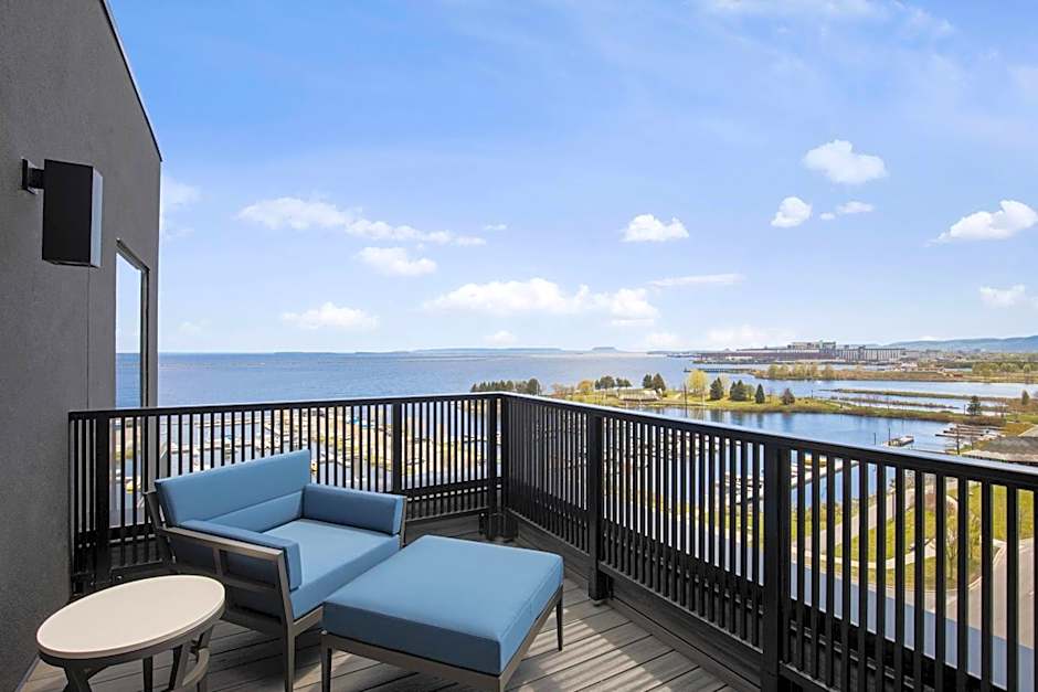 Delta Hotels by Marriott Thunder Bay