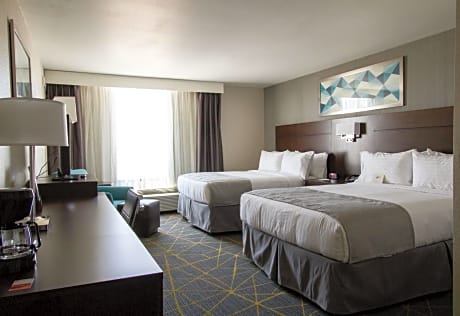 Queen Room with Two Queen Beds - Hearing Accessible/Non-Smoking