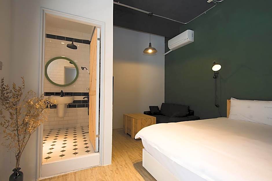 被愛咖啡小旅館 Birdeye Garden