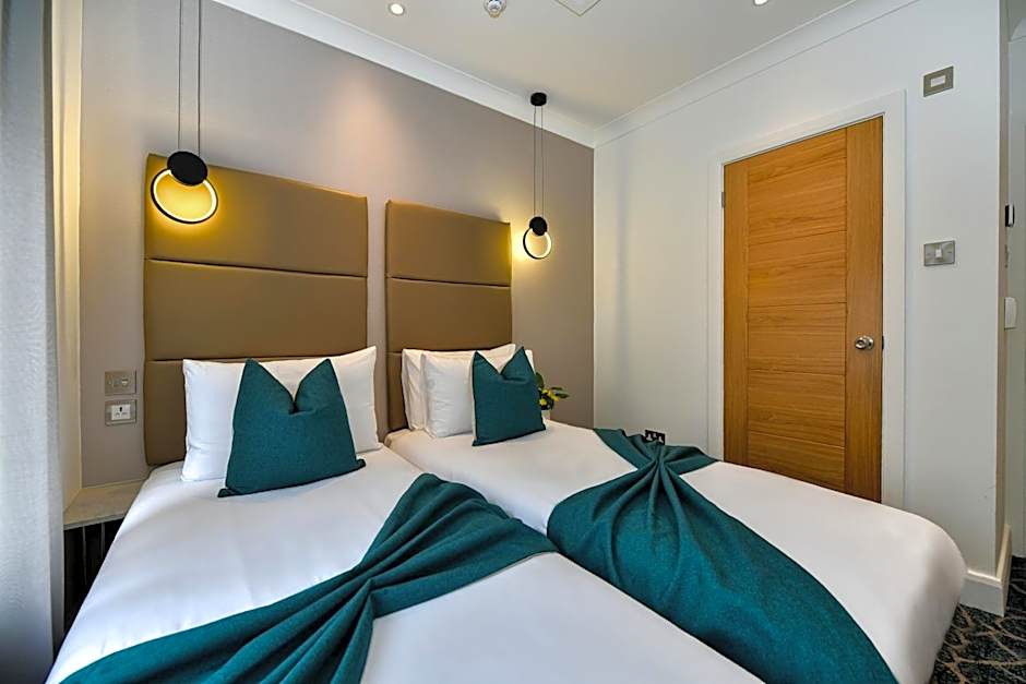 Queens Park Premier London Hyde Park