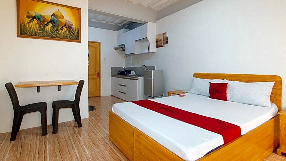 RedDoorz @ Sun Miles Condominium