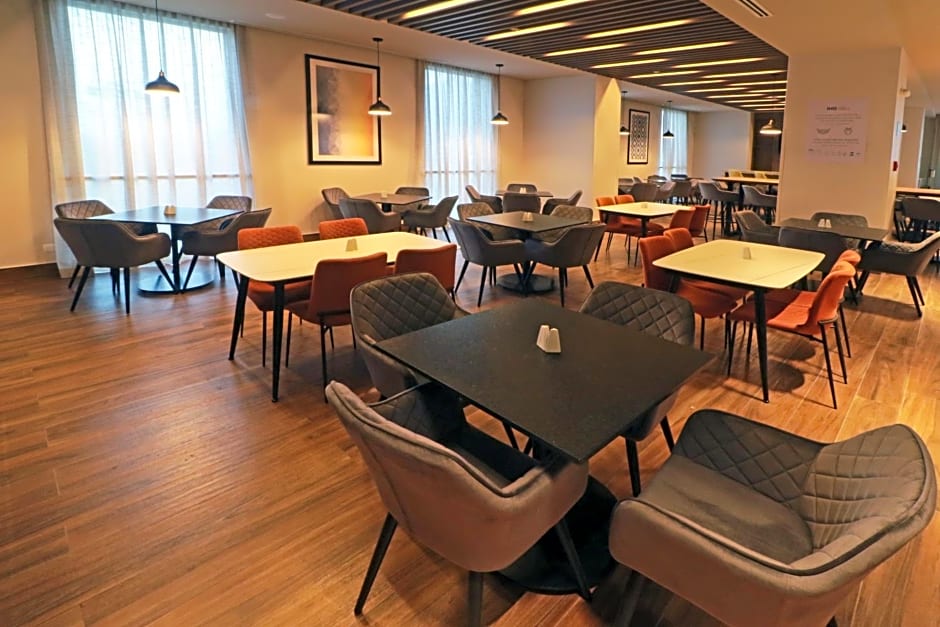 Holiday Inn Express - Monterrey - Fundidora By IHG