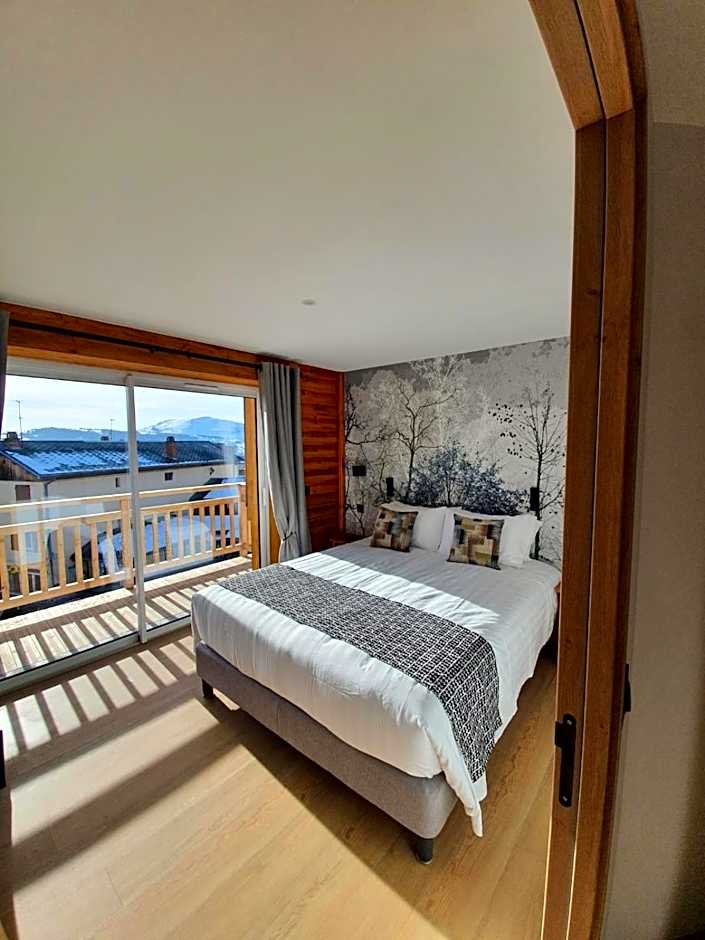 Logis Hôtel & Spa Les Autanes