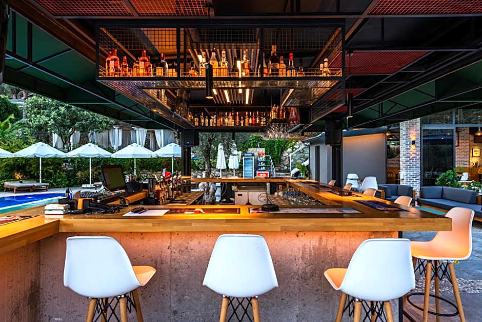 Morina Deluxe Hotel