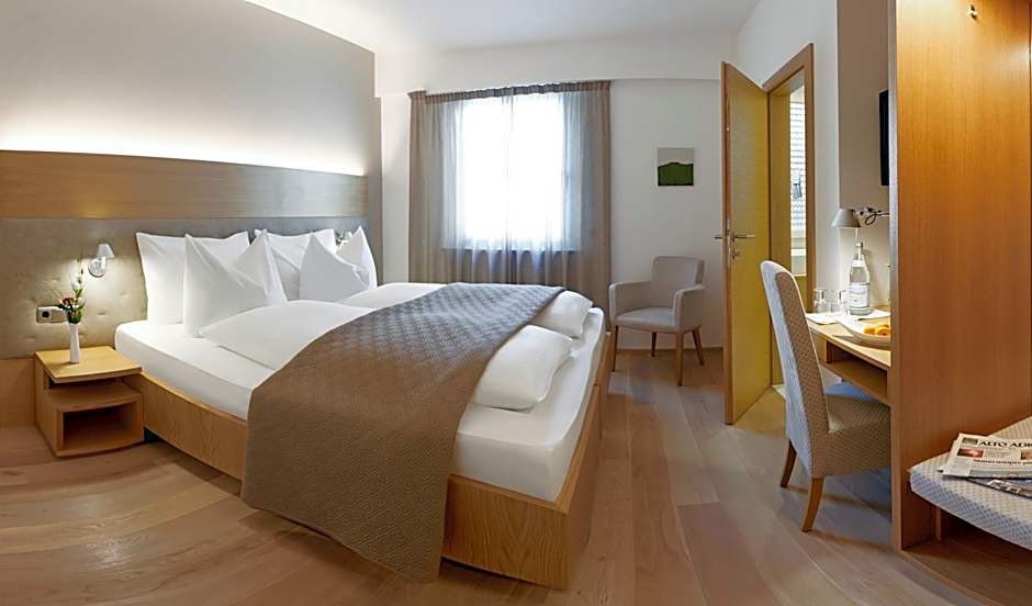 Photo 1 of 20 of 1 Double Bed or 2 Beds