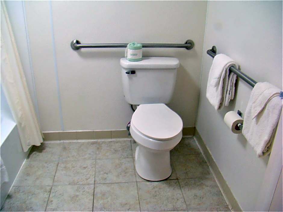 Baymont by Wyndham Front Royal Near Shenandoah National Park