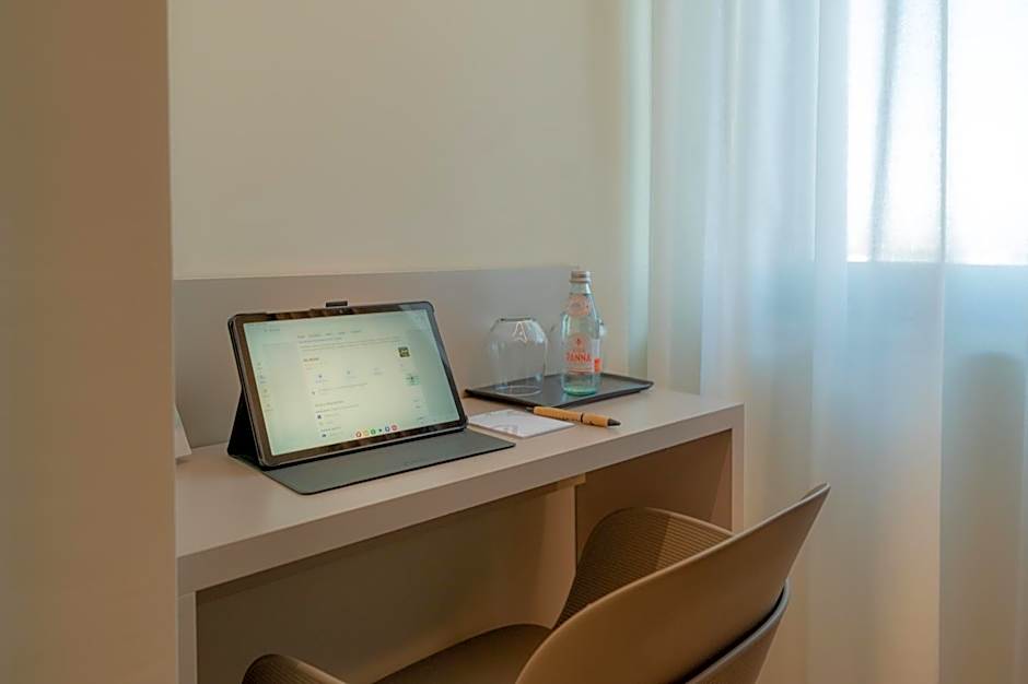 Ile Hotel
