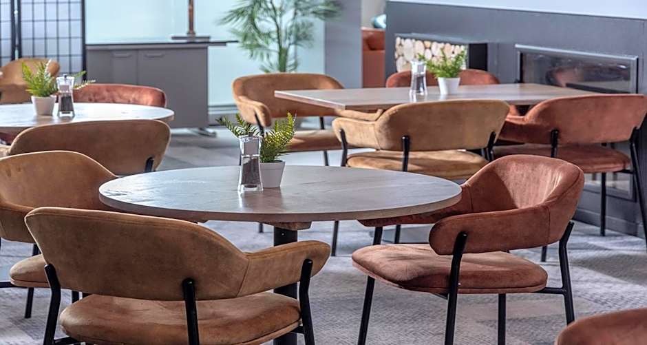 Cambridge Bar Hill Hotel, BW Signature Collection