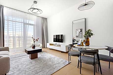 Silkhaus Contemporary 1 BDR Next to Golf Course