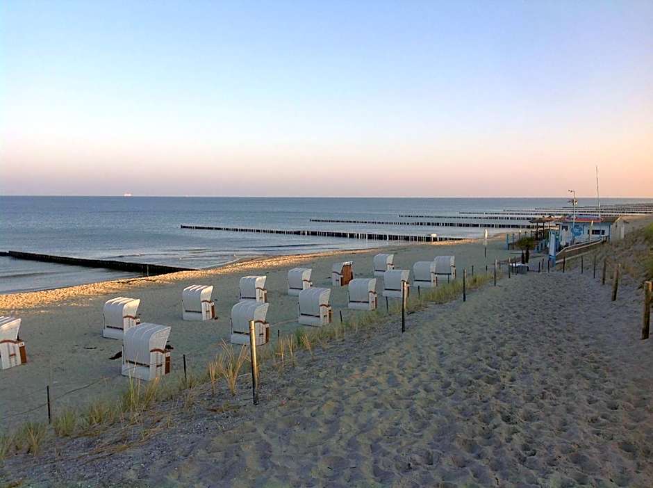 Dünenhotel am Meer
