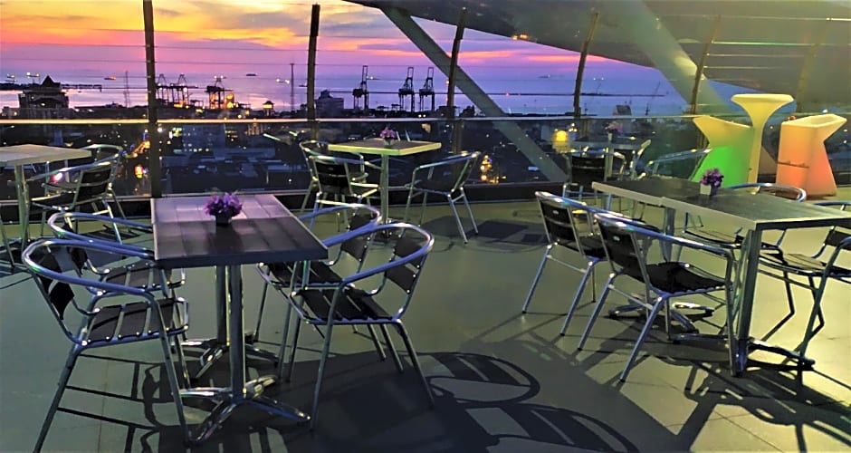 Karebosi Premier Makassar