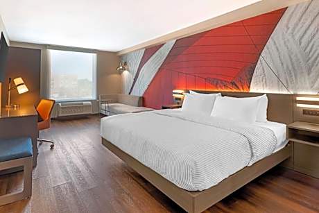 King Room - Hearing Accessible