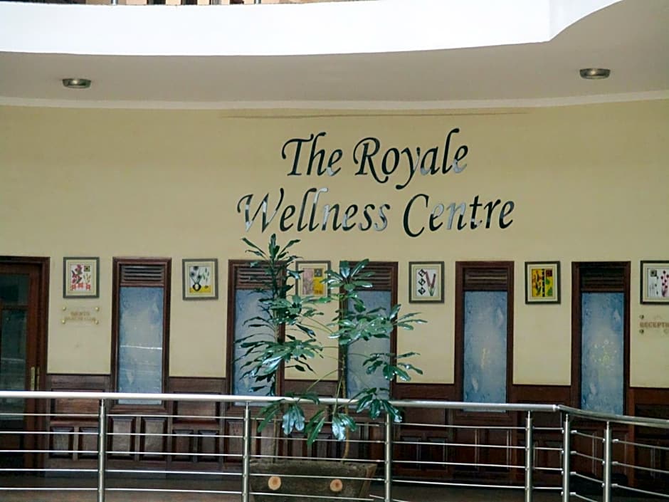 Imperial Royale Hotel