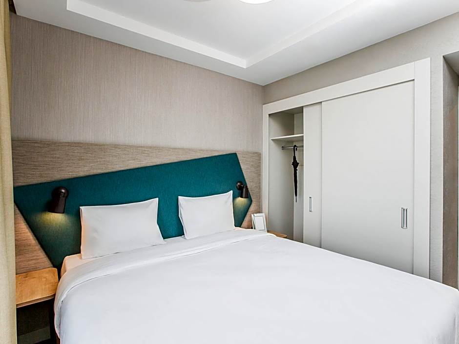 Adagio Kyiv Beresteiska