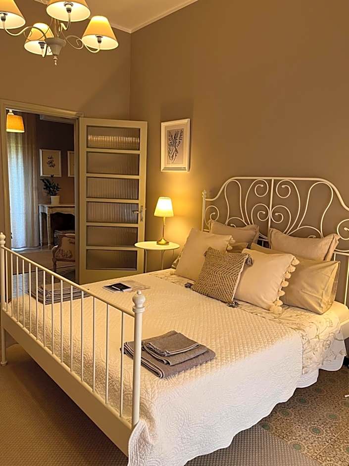 Villa House and Garden B&B