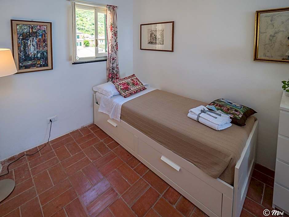 Refilea Sea View Tower Villa