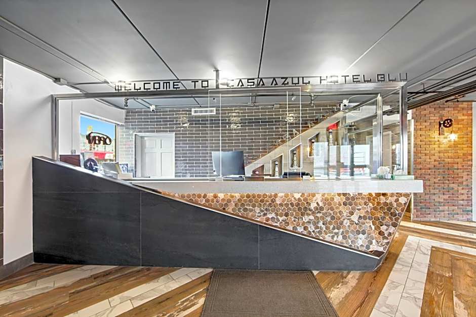 Casa Azul Hotel Blu-UBS Arena