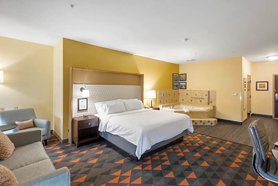 Holiday Inn Hotel & Suites Waco Northwest By IHG