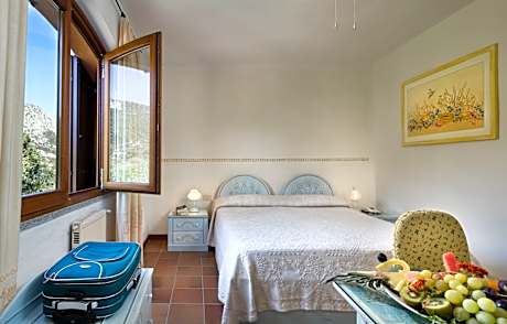 Suite with Sea View