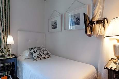 Small Single Room