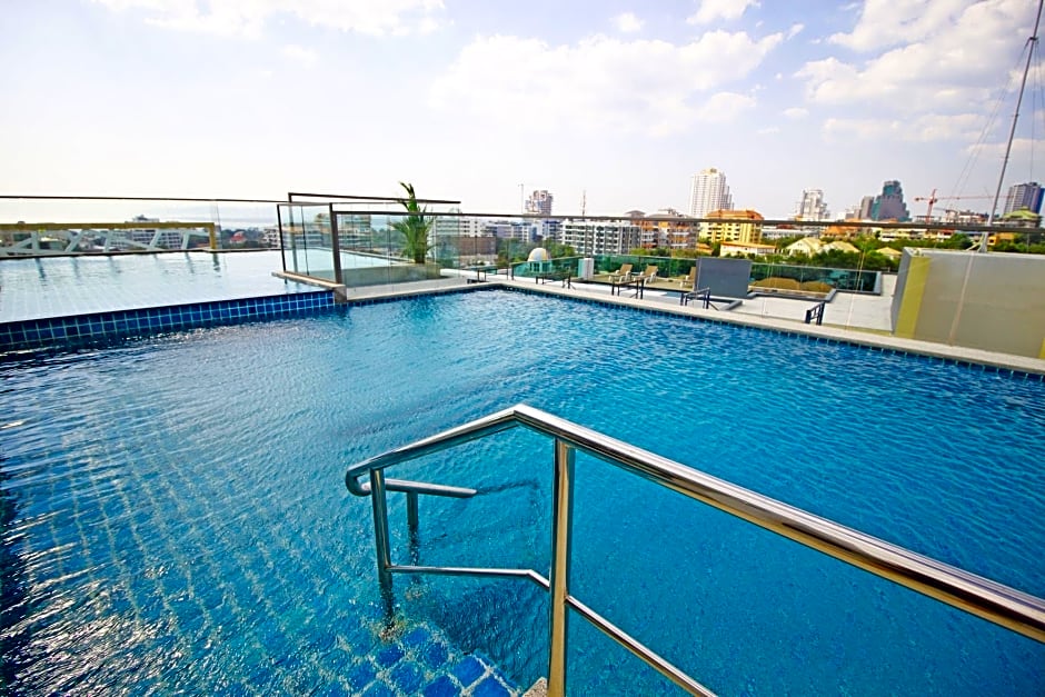 Water Park By Pattaya Sunny Rentals