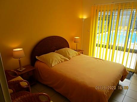 Double Room with Pool View