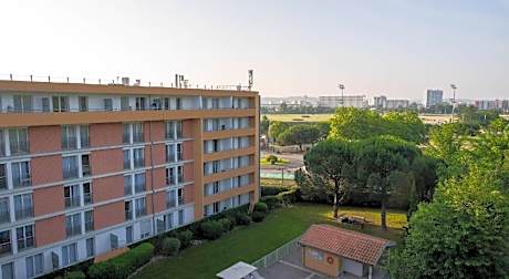 Comfort Aparthotel Toulouse Metropole