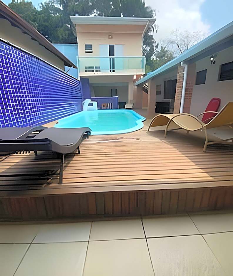 Casa com piscina em Maresias - SP (1)