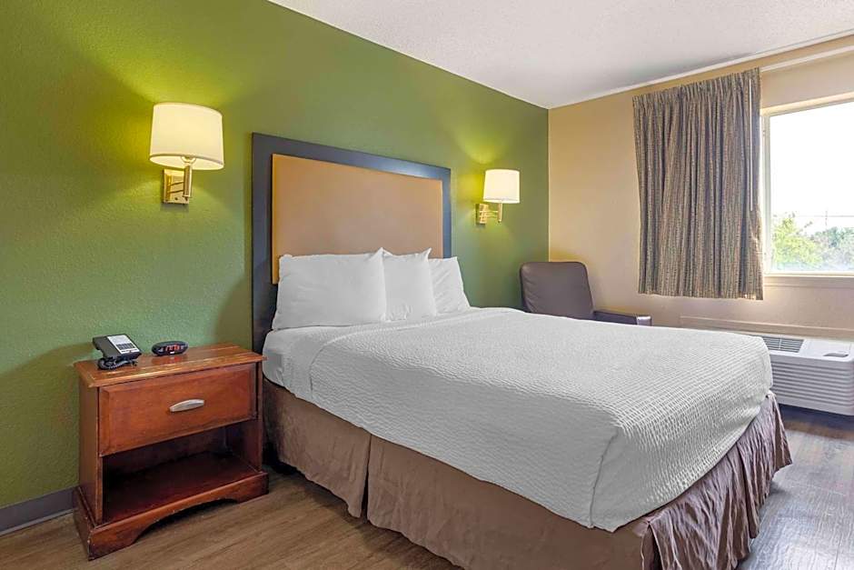 Extended Stay America Suites - Houston - Sugar Land
