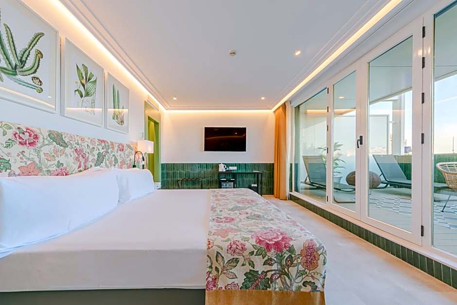 Ribera De Triana Hotel