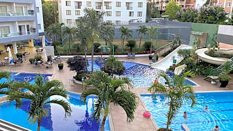 Apto com 3 Suítes, linda vista e ótima área de lazer - até 10 pessoas