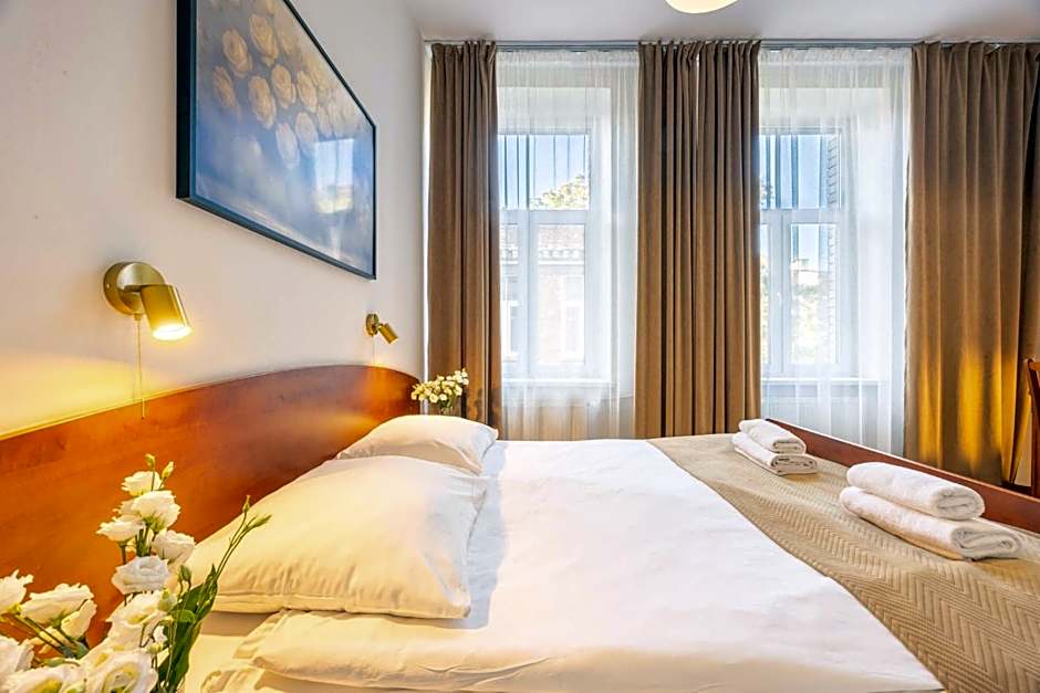 Hotel Lothus