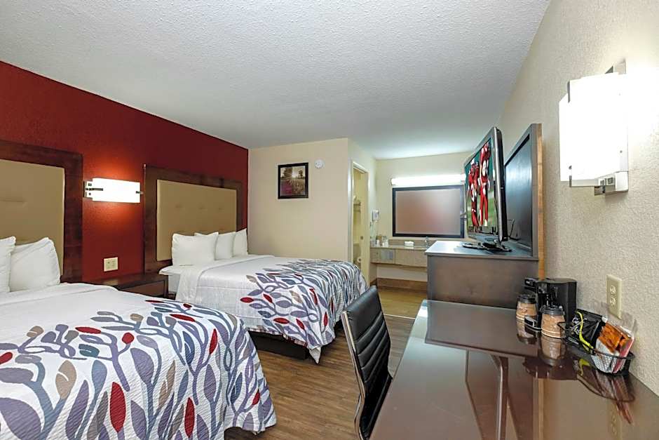 Red Roof Inn Columbus, MS