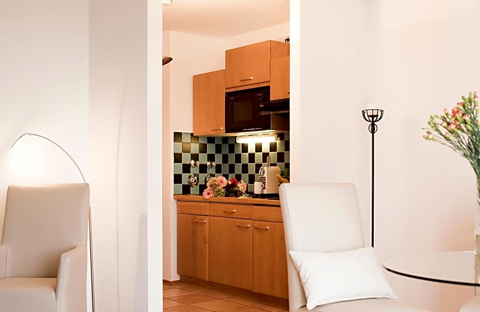 Parkside Apartment House